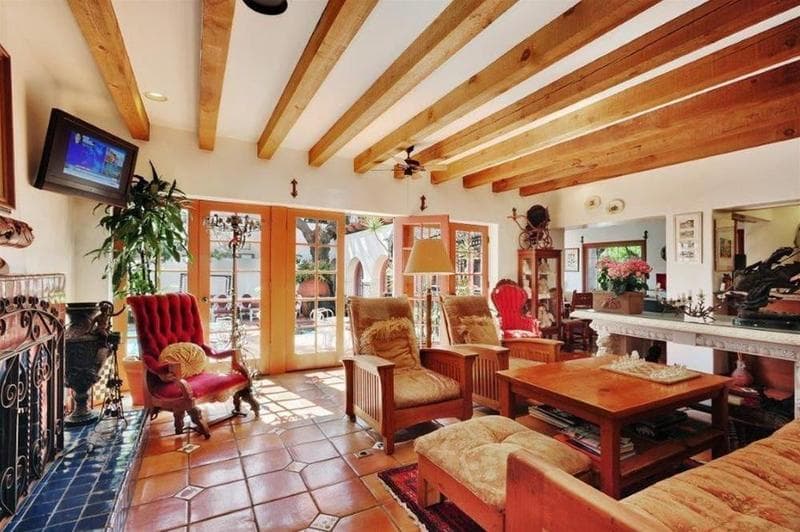 Villa Rosa Inn 4