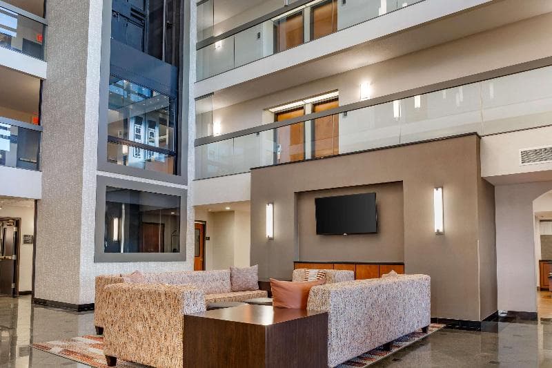 Drury Inn & Suites Southwest St. Louis 5