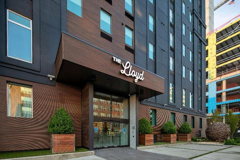 The Lloyd Stamford, Tapestry Collection by Hilton 1