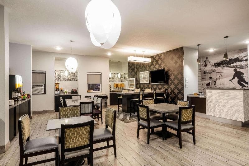 La Quinta Inn by Wyndham Steamboat Springs 2