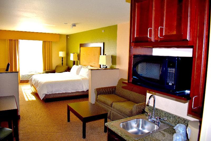 Holiday Inn Express & Suites Dewitt (Syracuse) 5