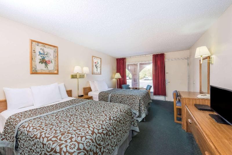 Days Inn By Wyndham Socorro 3
