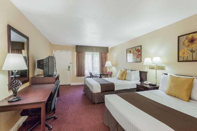 Days Inn By Wyndham San Bernardino/Redlands main