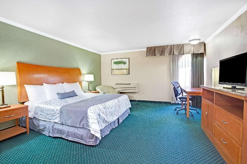 Days Inn by Wyndham San Jose 5