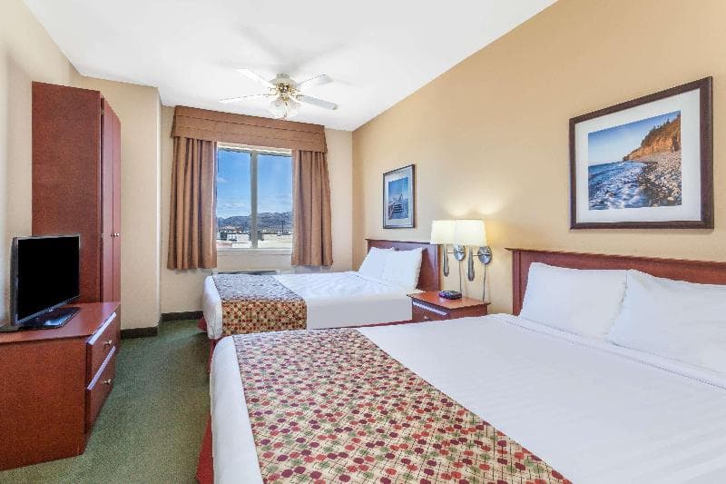 Super 8 by Wyndham Campbellton 4