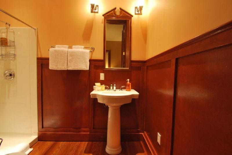 Grand Center Inn 3