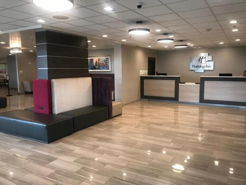 Holiday Inn Tacoma Mall 5