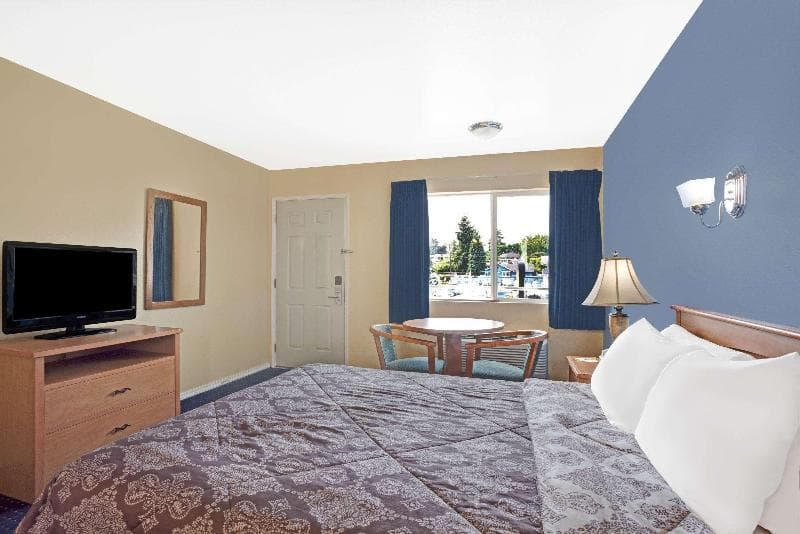 Days Inn by Wyndham Seattle North of Downtown 5