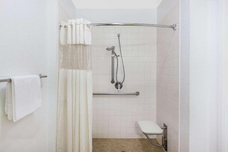 Days Inn by Wyndham San Jose Airport 3