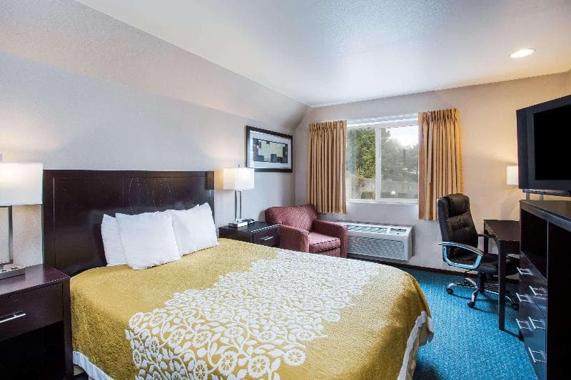 Days Inn By Wyndham Seattle Aurora 2