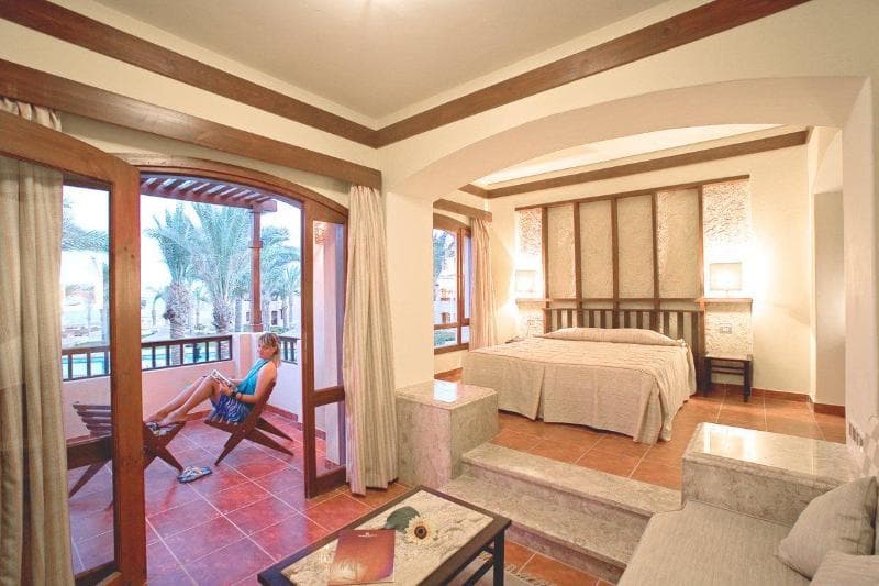 Tamra Beach Resort photo 1