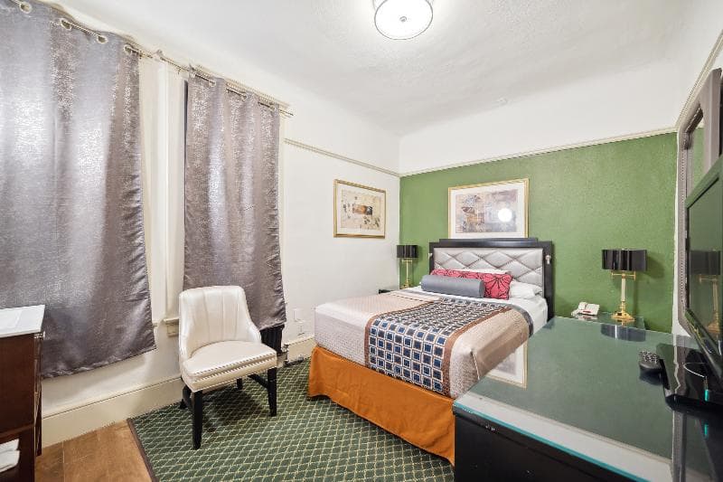 Union Square Plaza Hotel 2