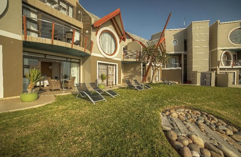 Beach Lodge 3
