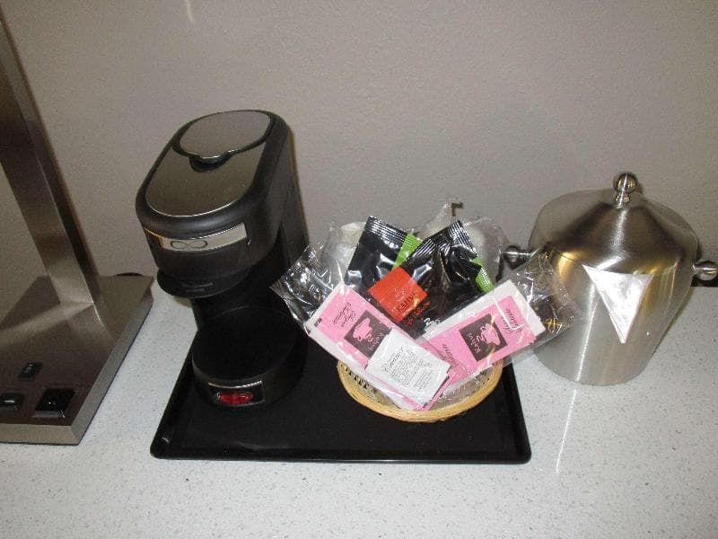 SureStay Plus Hotel by Best Western Point Richmond 4
