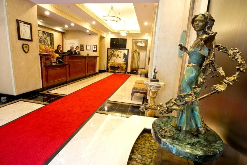 The Orchard Hotel 5