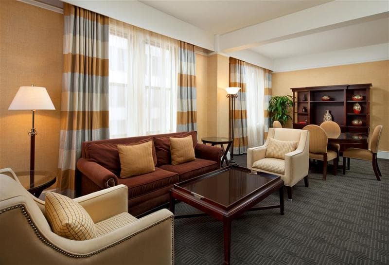Sheraton Gunter Hotel San Antonio 5