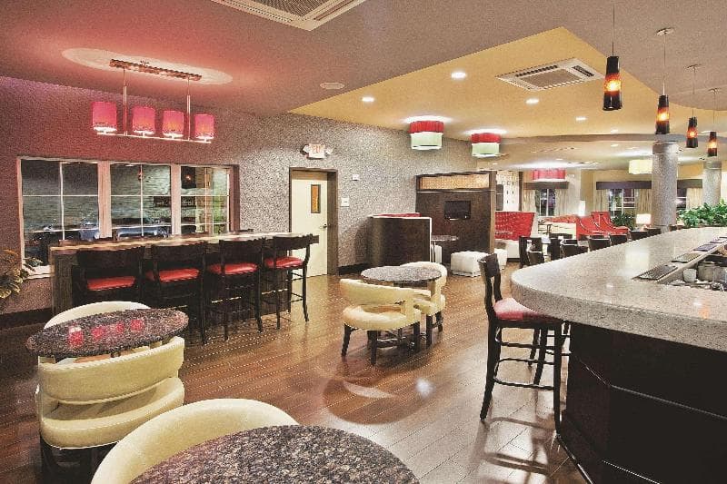 La Quinta Inn & Suites Hinesville-Fort Stewart 2