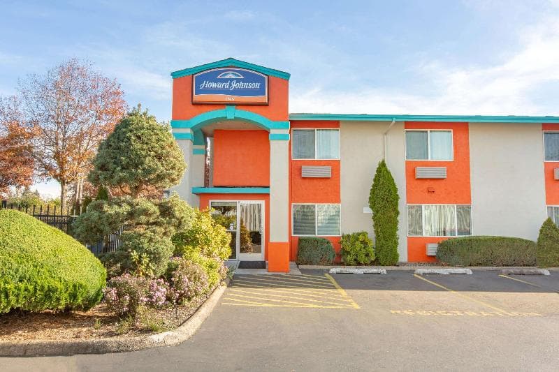 Howard Johnson By Wyndham Salem 5