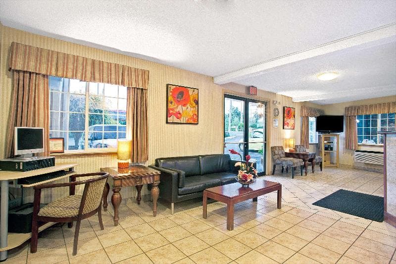Days Inn By Wyndham Federal Way 5
