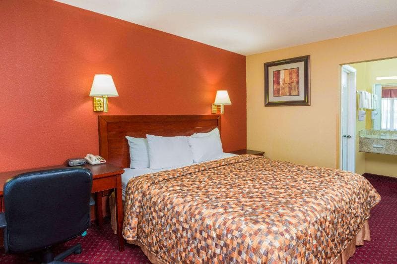 Days Inn by Wyndham St. Robert Waynesville/Ft. Leonard Wood 1