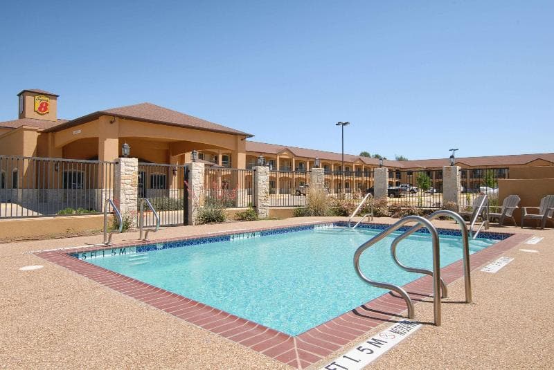 Super 8 By Wyndham Stephenville 4