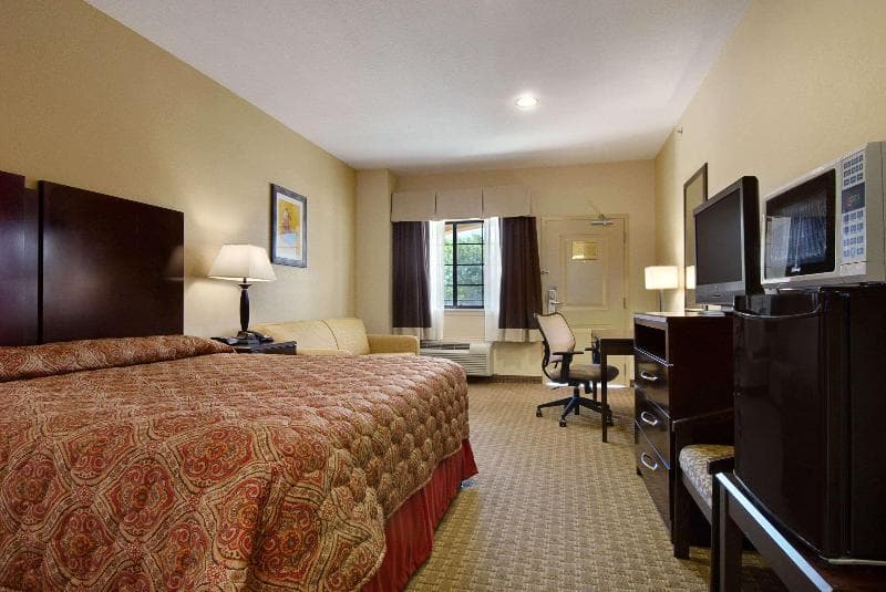 Super 8 By Wyndham Stephenville 2