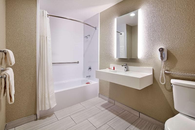 SureStay Hotel by Best Western San Diego Pacific Beach 5