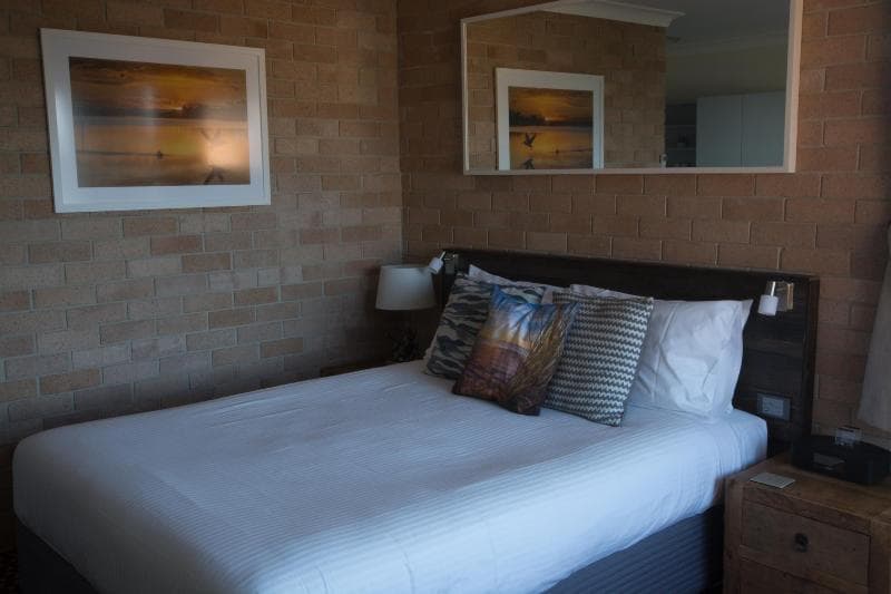 Anchor Bay Motel 3