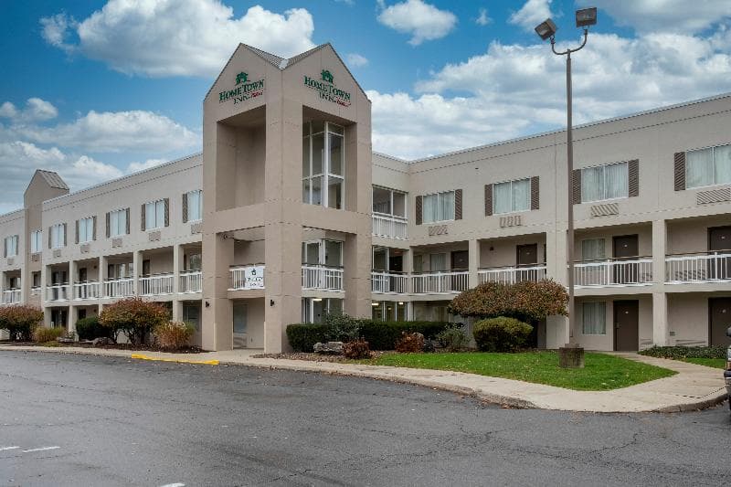 Hometown Inn By Red Roof East Syracuse 3
