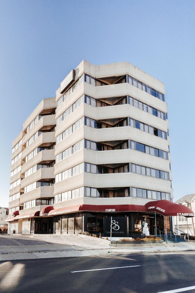 Stamford Suites 5