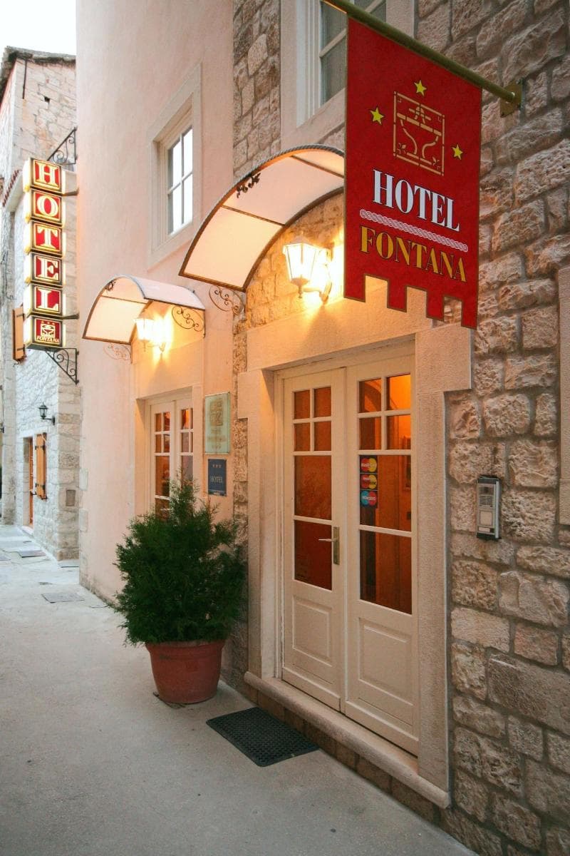 Hotel Villa Fontana 5
