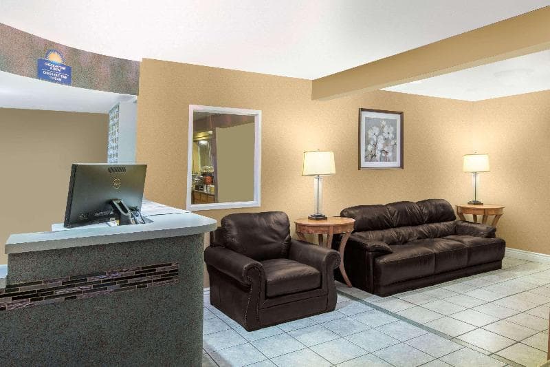 Days Inn by Wyndham Redwood City 3