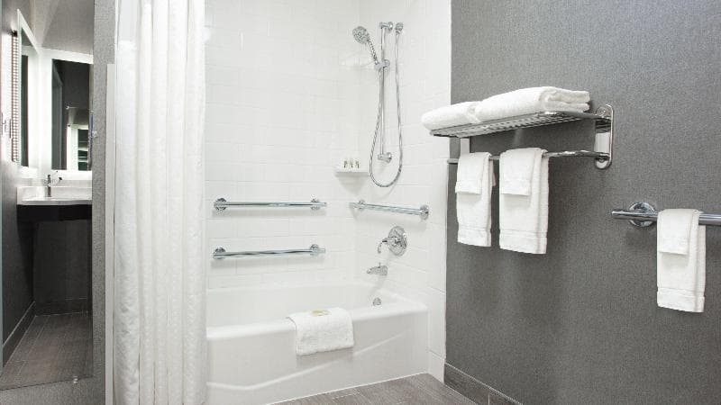 Holiday Inn Weirton-Steubenville Area 4