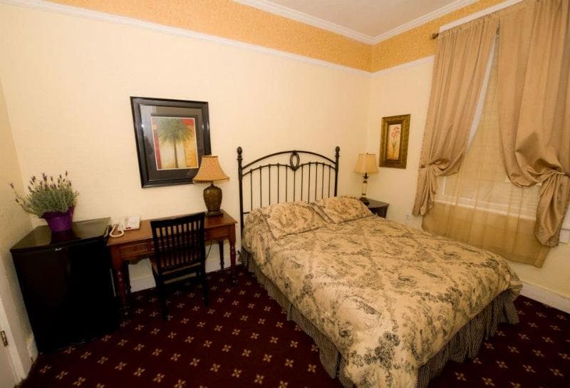 Music City Hotel/Hostel 2