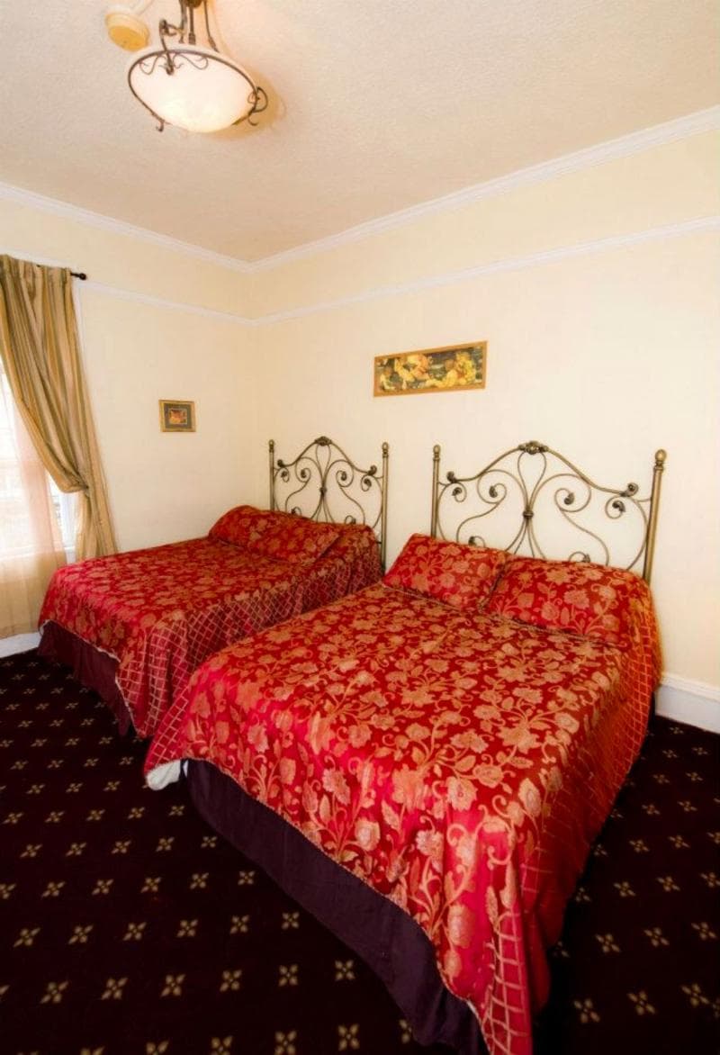 Music City Hotel/Hostel 4