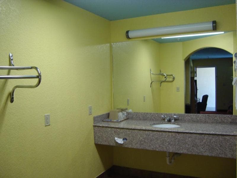 Winnquest Inn 4