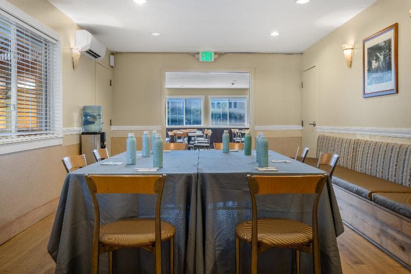 Marin Suites photo 1