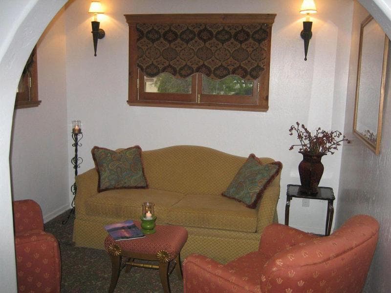 Chantico Inn & Suites 2