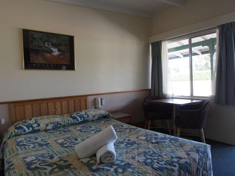 Solomon Inn Wollongong main