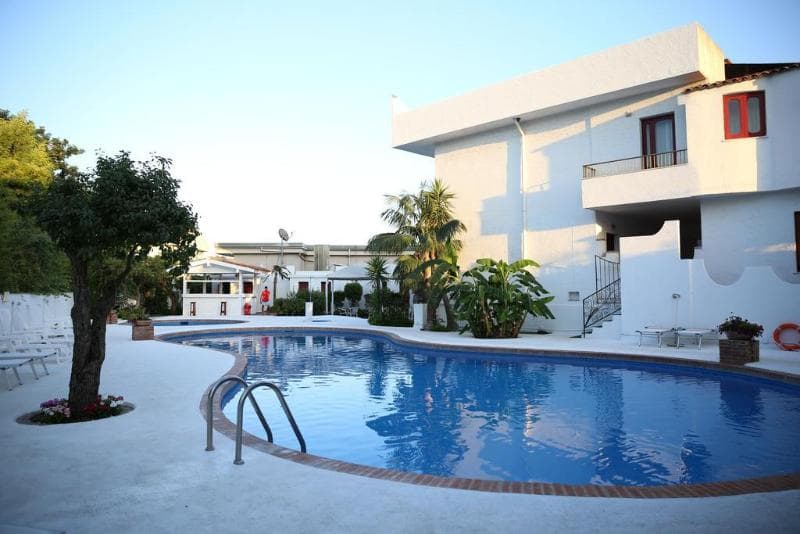 Assinos Palace 4