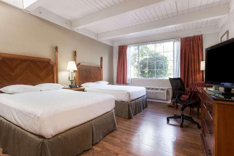 Days Inn by Wyndham Davis Near UC Davis 2