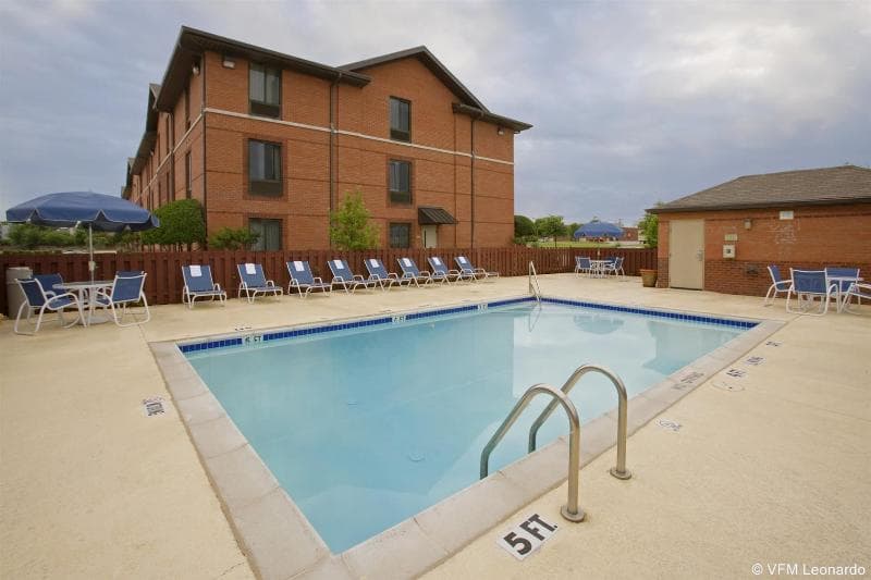 Extended Stay America - Fort Wayne - North photo 1