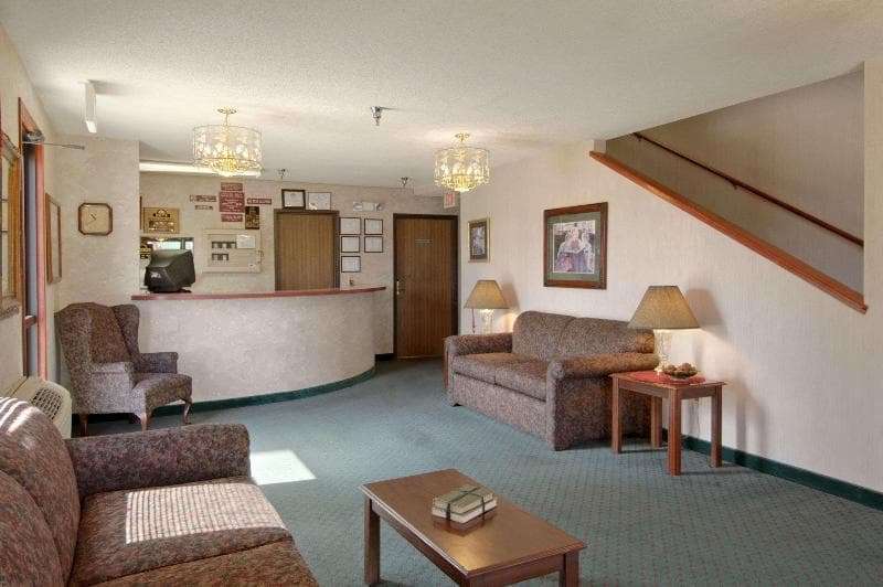 Days Inn By Wyndham Salina I-70 3