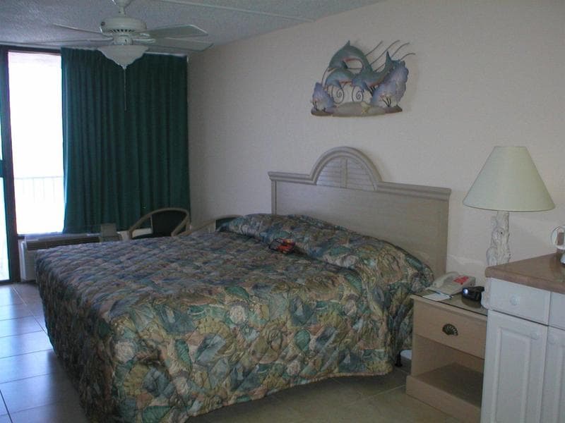 Island Inn Beach Resort 3
