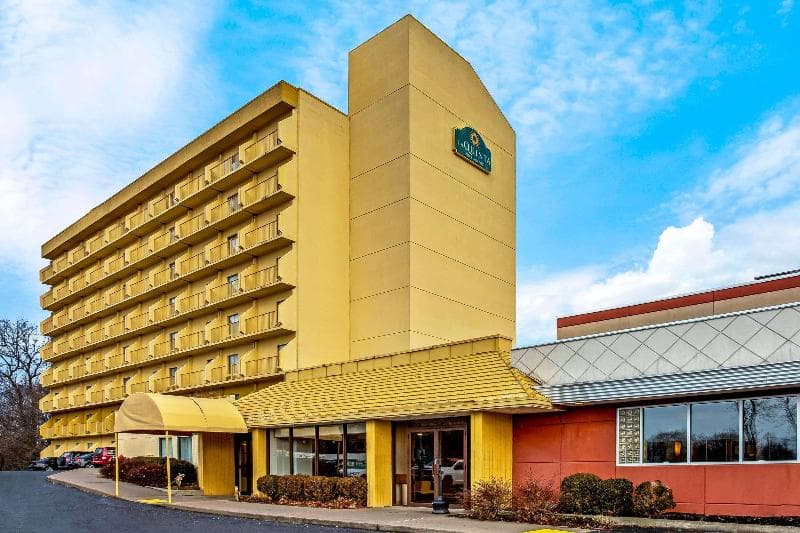 La Quinta Inn & Suites Stamford/New York City 3