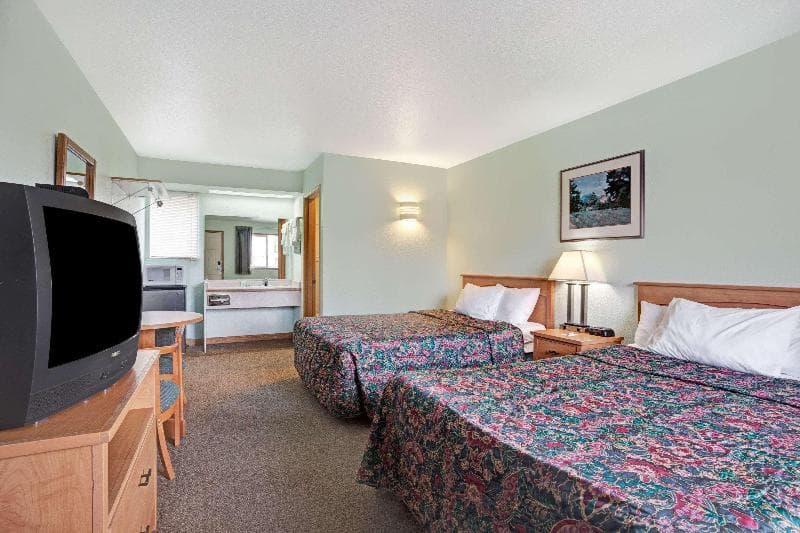 Travelodge By Wyndham Seattle North Of Downtown photo 1
