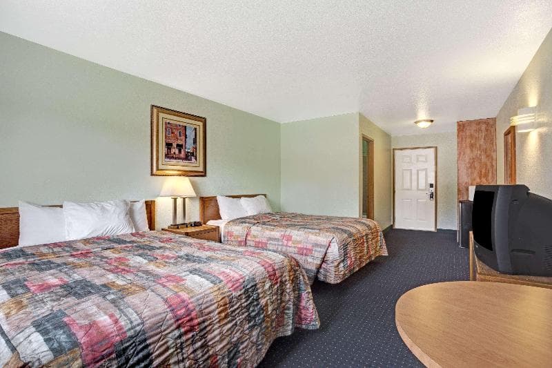 Travelodge By Wyndham Seattle North Of Downtown 2