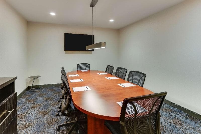 DoubleTree by Hilton St. Louis Forest Park photo 1