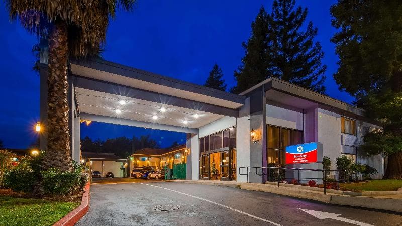 SureStay Plus Hotel by Best Western Sacramento North photo 1