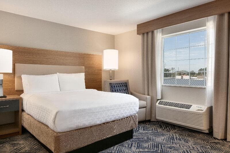 Candlewood Suites San Antonio Downtown photo 1